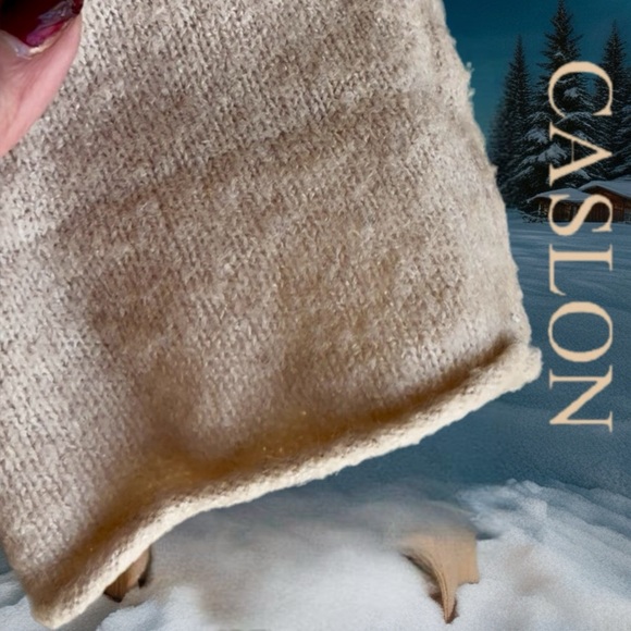 95 Caslon Women's Light Tan Crew Neck Sweater - Picture 5 of 10